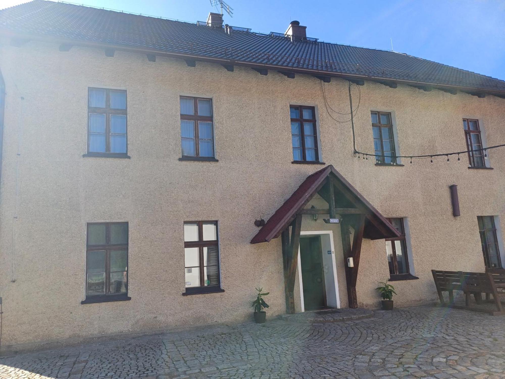 Gosciniec Solan Hotel Jeleniow Bagian luar foto