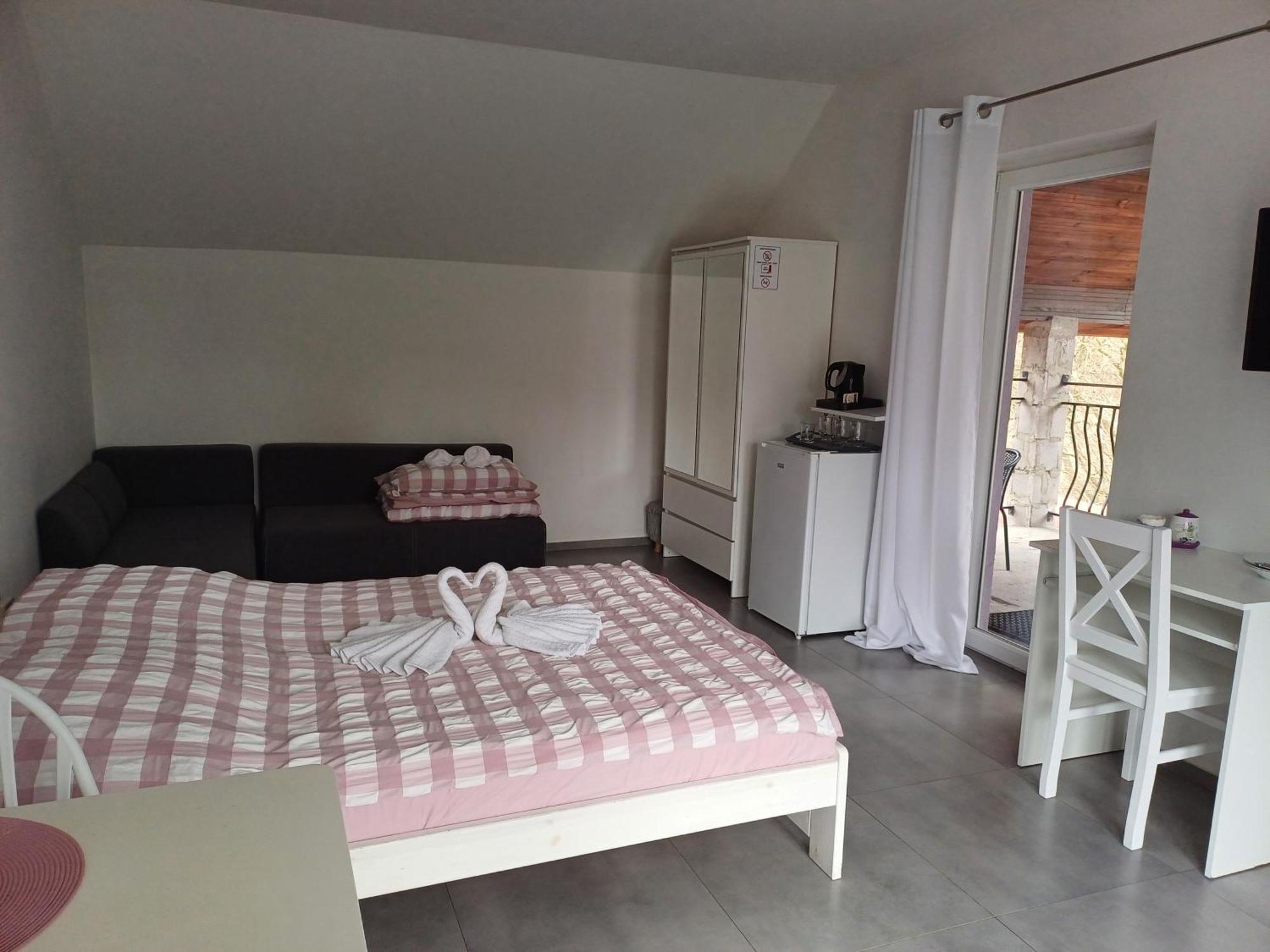 Gosciniec Solan Hotel Jeleniow Bagian luar foto